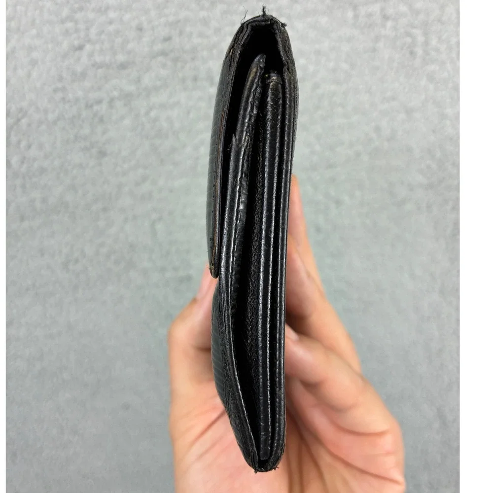 Louis Vuitton Men's OS Black Epi Bi-Fold Wallet Vintage Luxury Designer Classic